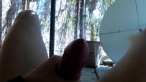 Street Blowjobs: Veronica Willis sucking cock in public